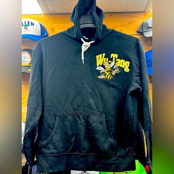 🔥 Wu Tang Clan Embroidered Hoodie size Medium Black 🔥 - Picture 1 of 5